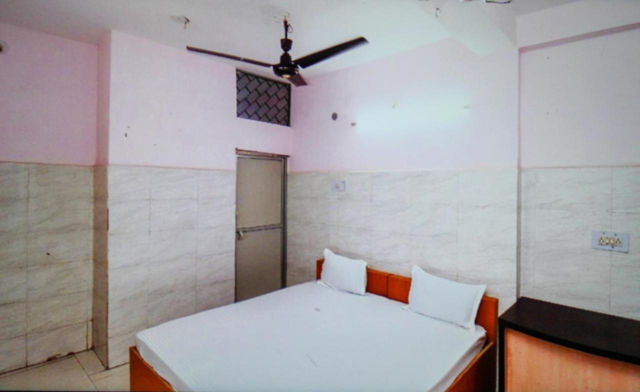 Hotel Kshama 贾巴尔普尔 外观 照片