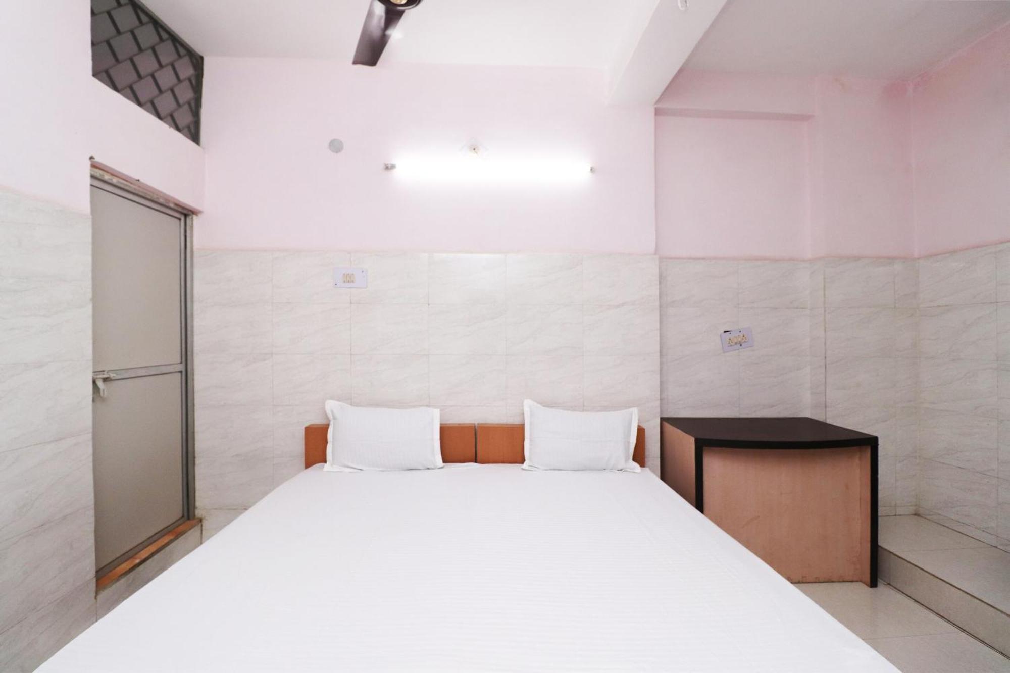 Hotel Kshama 贾巴尔普尔 外观 照片